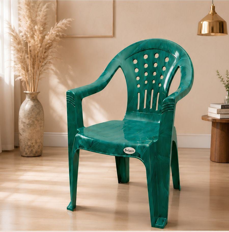 Belaazo Maxima chair with plants